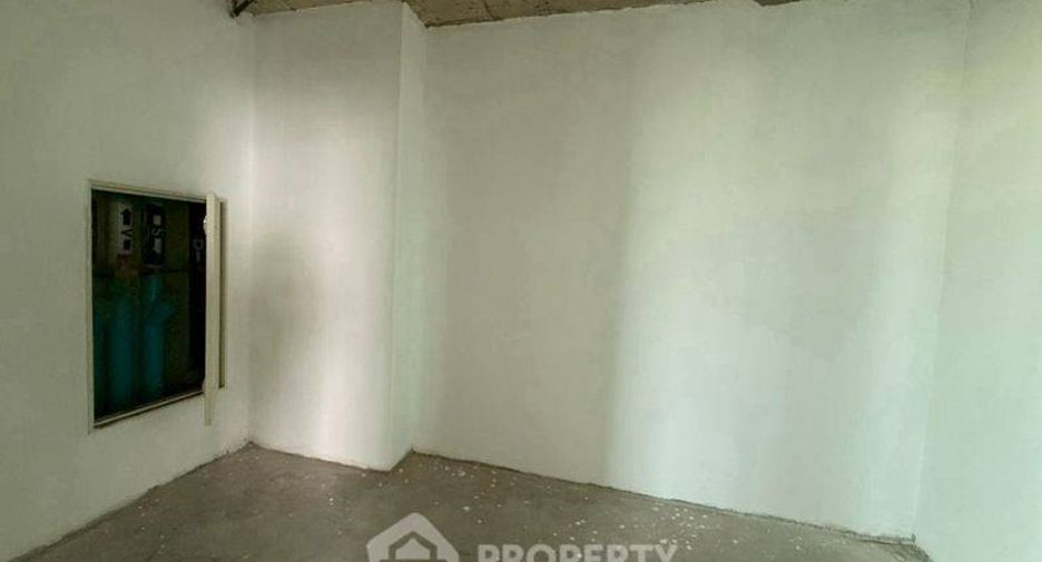 出售 3 卧室 公寓 在 Bang Kho Laem, 曼谷