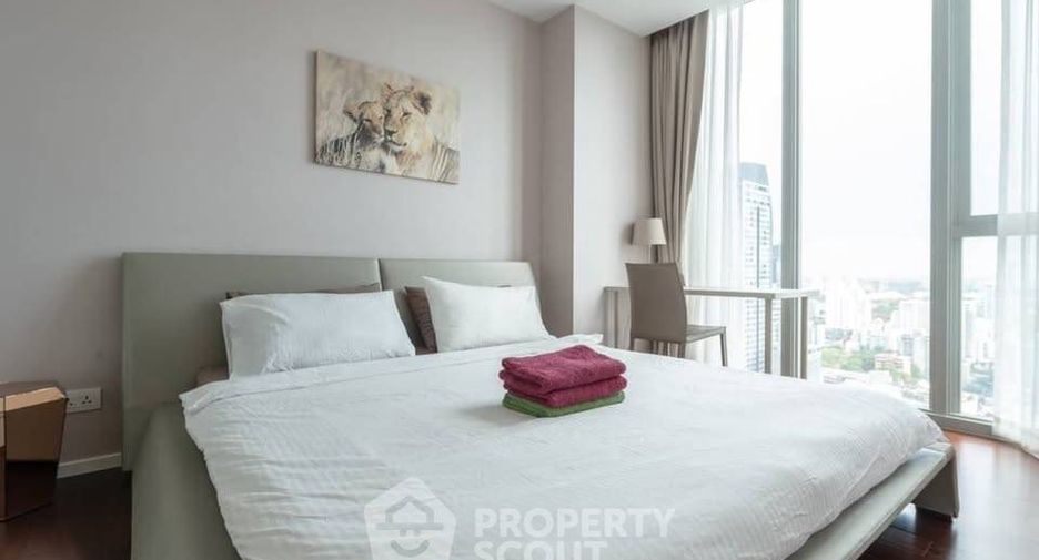 For sale 2 bedrooms condo in Watthana, Bangkok