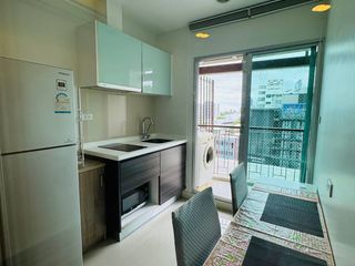Condo en alquiler de 1 habitaciones en Sathon, Bangkok
