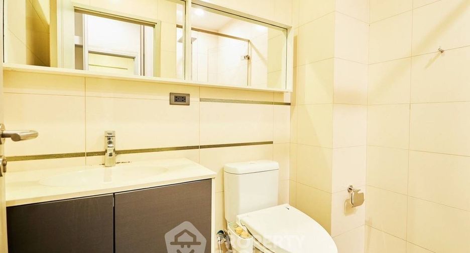 Condo en alquiler de 1 habitaciones en Khlong Toei, Bangkok