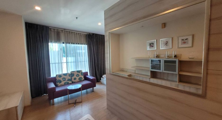 Condo en alquiler de 1 habitaciones en Khlong Toei, Bangkok