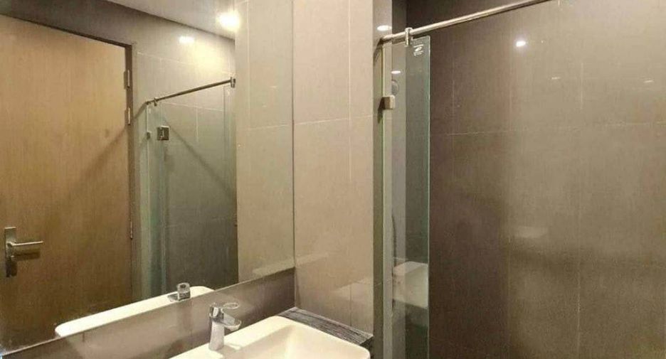 Wohnung zur Miete mit 2 Zimmer in Bang Rak, Bangkok