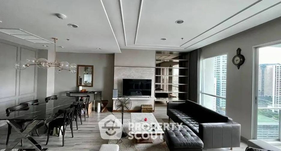 For rent 3 bedrooms condo in Sathon, Bangkok