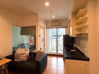 Condo en alquiler de 1 habitaciones en Sathon, Bangkok