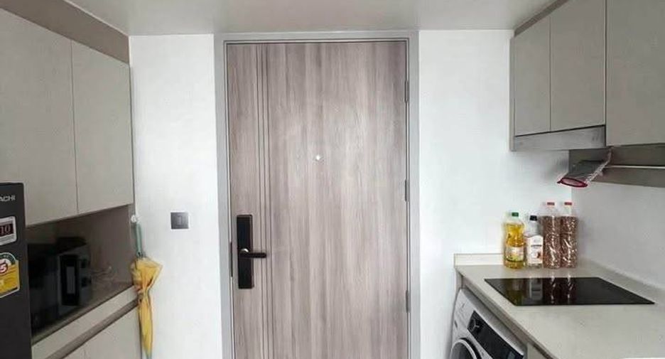 Condo en alquiler de 1 habitaciones en Sathon, Bangkok
