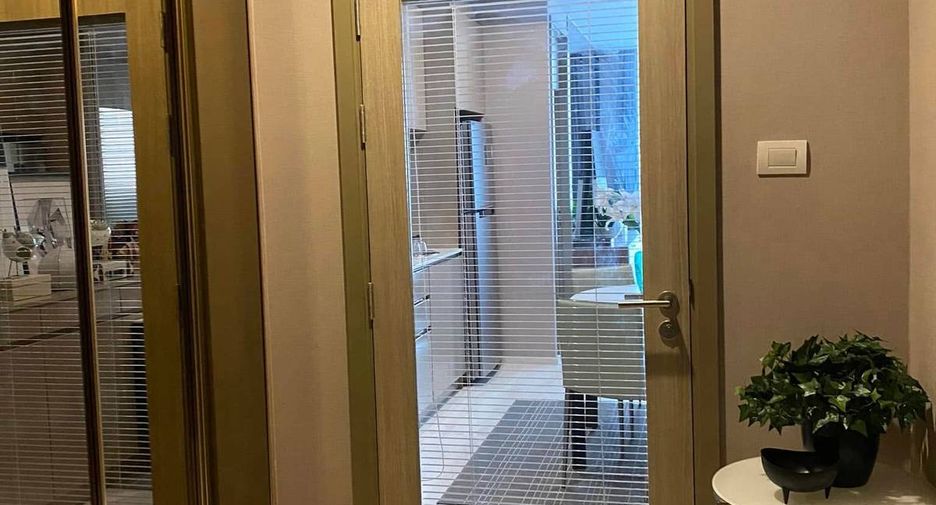 Wohnung zur Miete mit 2 Zimmer in Pathum Wan, Bangkok