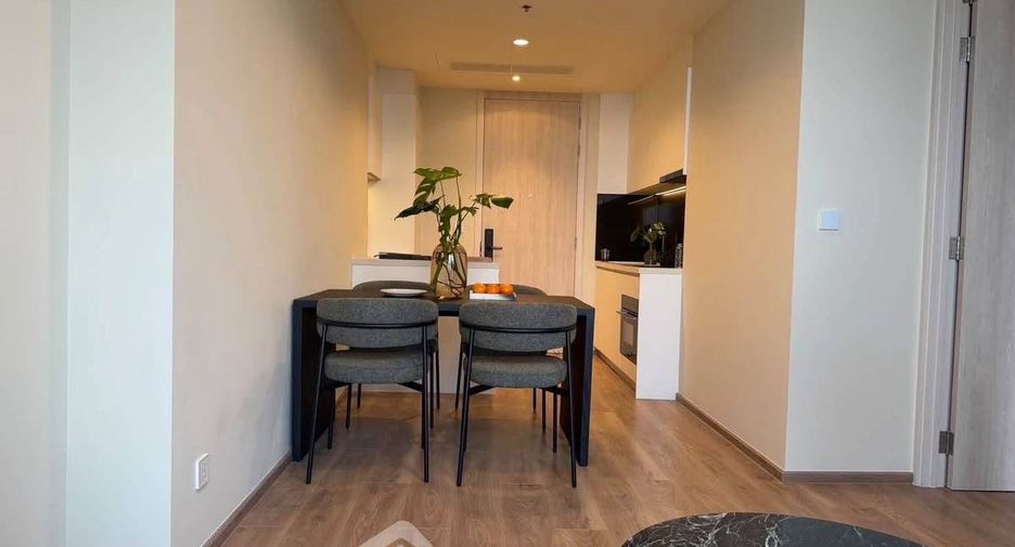 Condo en alquiler de 2 habitaciones en Watthana, Bangkok
