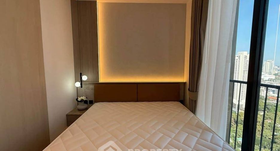 For rent 2 bedrooms condo in Watthana, Bangkok