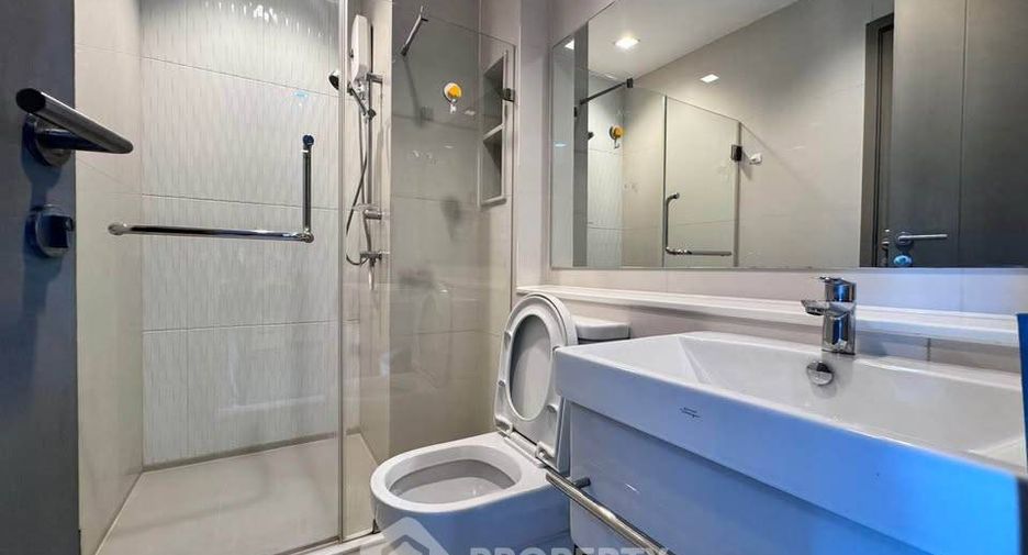 For rent 1 bed condo in Huai Khwang, Bangkok