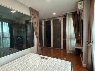 Condo en alquiler de 1 habitaciones en Pathum Wan, Bangkok