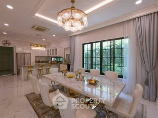 Casa en alquiler de 5 habitaciones en Suan Luang, Bangkok