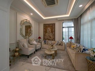 Casa en alquiler de 5 habitaciones en Suan Luang, Bangkok