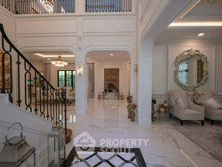 Casa en alquiler de 5 habitaciones en Suan Luang, Bangkok