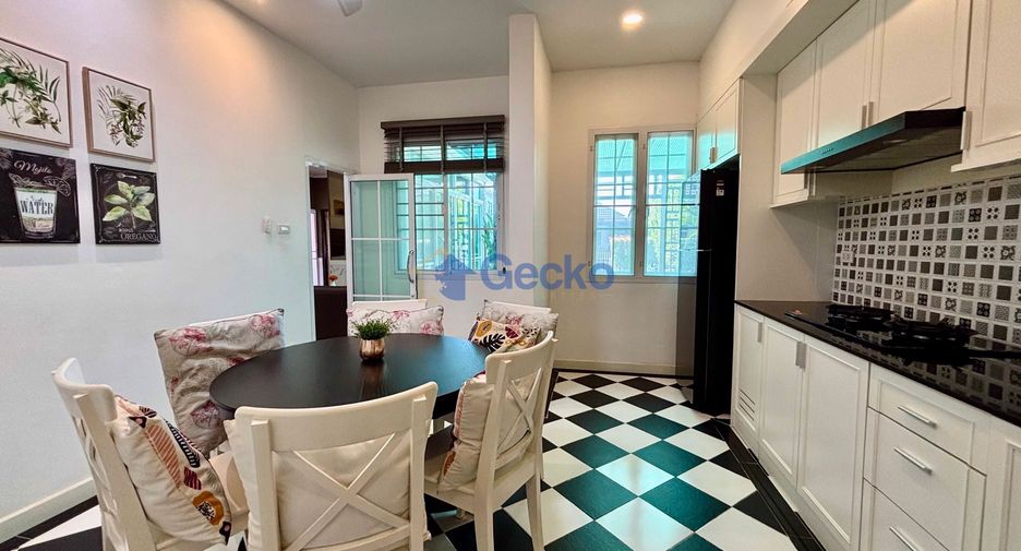 Haus zur Miete mit 3 Zimmer in Bang Lamung, Chonburi