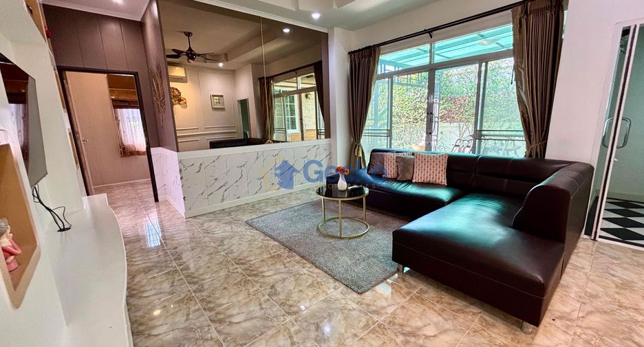 Haus zur Miete mit 3 Zimmer in Bang Lamung, Chonburi