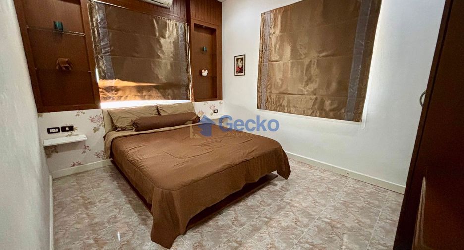 Haus zur Miete mit 3 Zimmer in Bang Lamung, Chonburi
