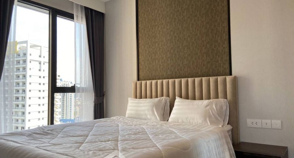 For rent 2 bedrooms condo in Watthana, Bangkok