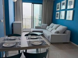 À louer 2 chambres condo à Huai Khwang, Bangkok