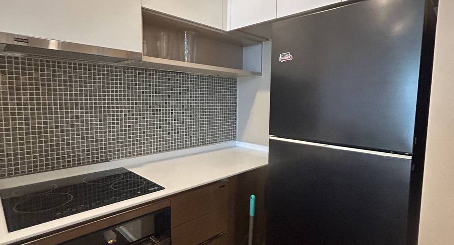 Condo en alquiler de 2 habitaciones en Chatuchak, Bangkok