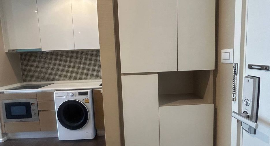 Condo en alquiler de 2 habitaciones en Chatuchak, Bangkok