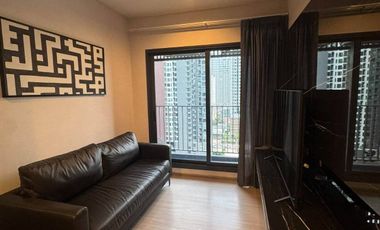 Wohnung zur Miete mit 1 Zimmer in Huai Khwang, Bangkok