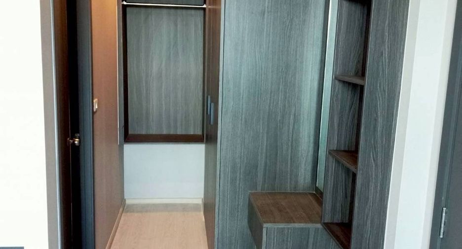 À louer 2 chambres condo à Bang Na, Bangkok
