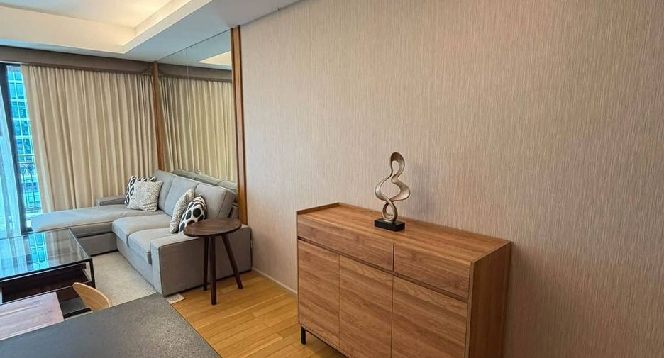 Wohnung zur Miete mit 2 Zimmer in Pathum Wan, Bangkok