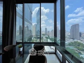 For rent 2 bedrooms condo in Bang Rak, Bangkok