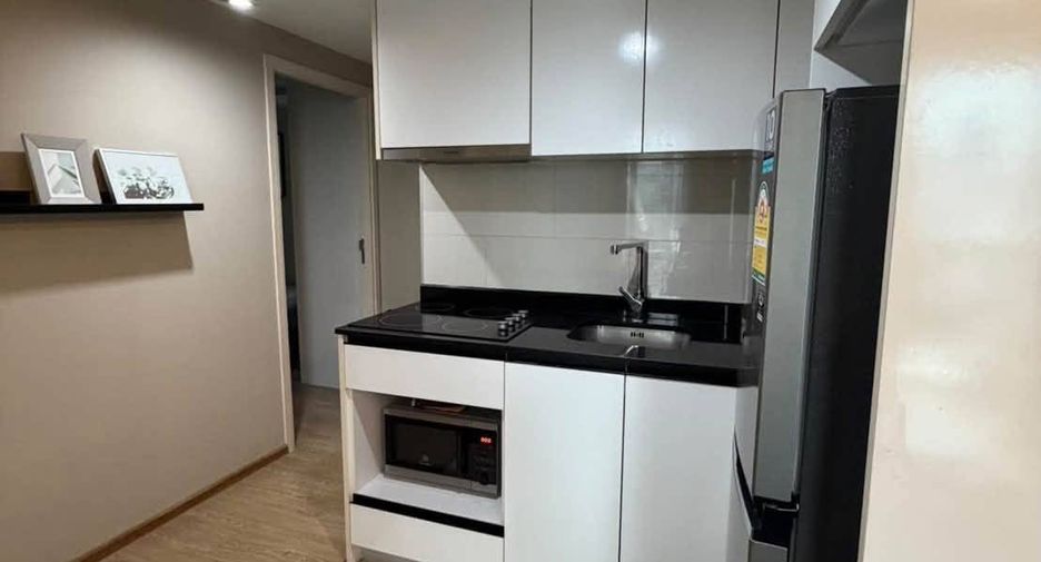Condo en alquiler de 2 habitaciones en Watthana, Bangkok