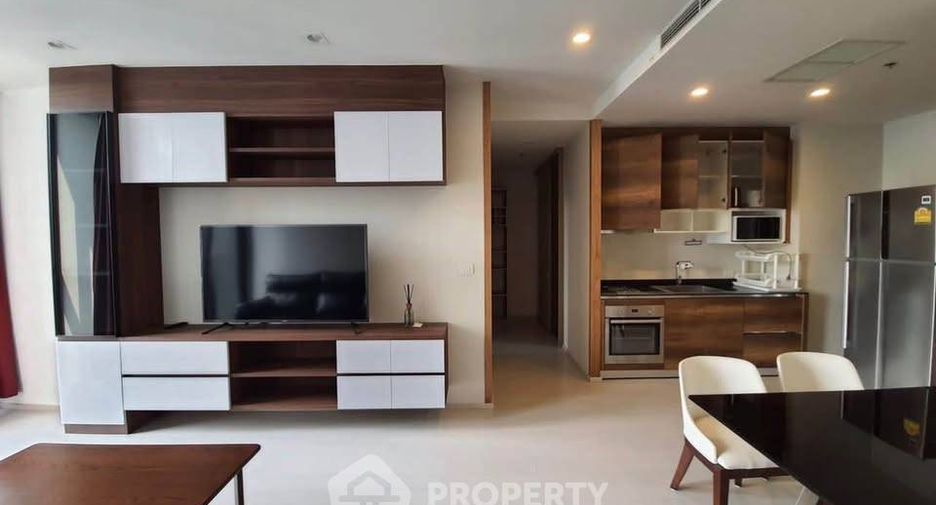 For rent 2 bedrooms condo in Pathum Wan, Bangkok