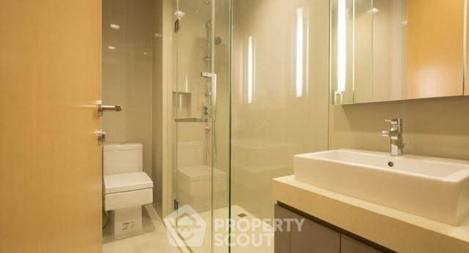For rent 3 ベッドルーム condo in Khlong Toei, Bangkok