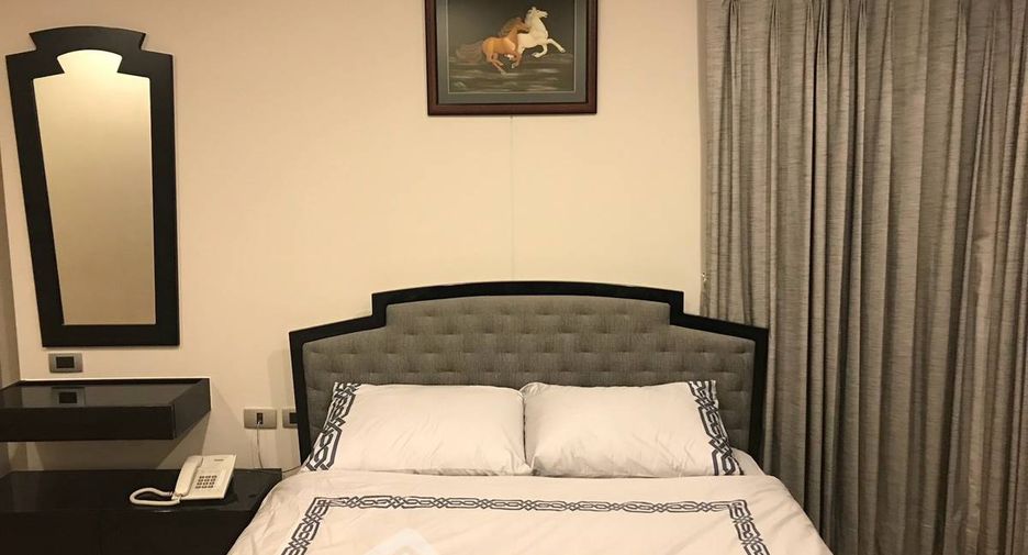 For rent 1 bed condo in Khlong Toei, Bangkok