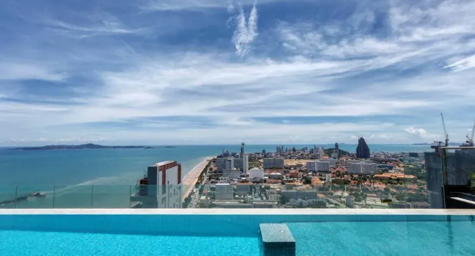 For rent 2 bedrooms condo in Jomtien, Pattaya