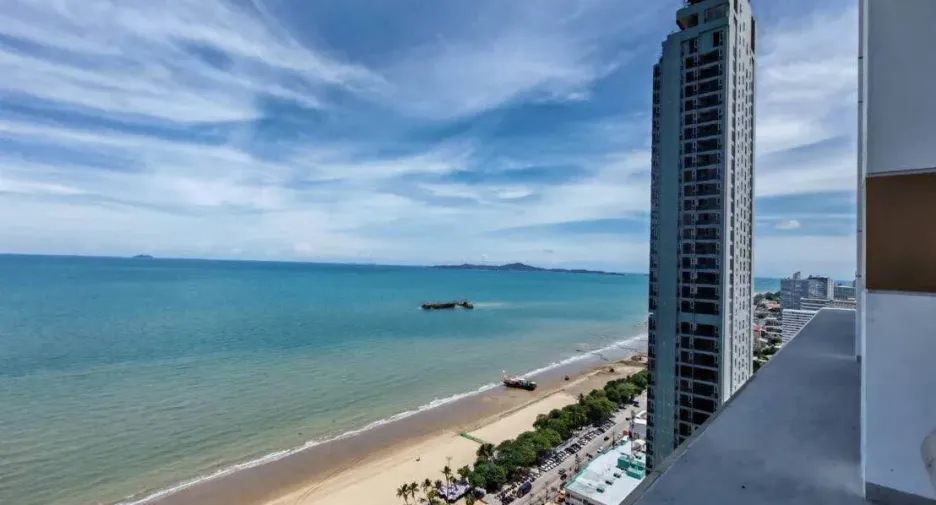For rent 2 bedrooms condo in Jomtien, Pattaya