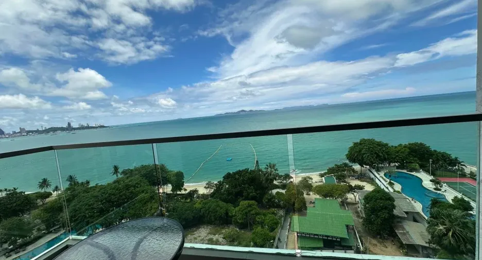 For rent 2 bedrooms condo in Bang Lamung, Chonburi