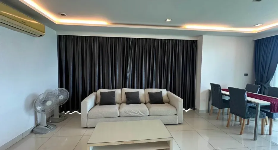 For rent 2 bedrooms condo in Bang Lamung, Chonburi