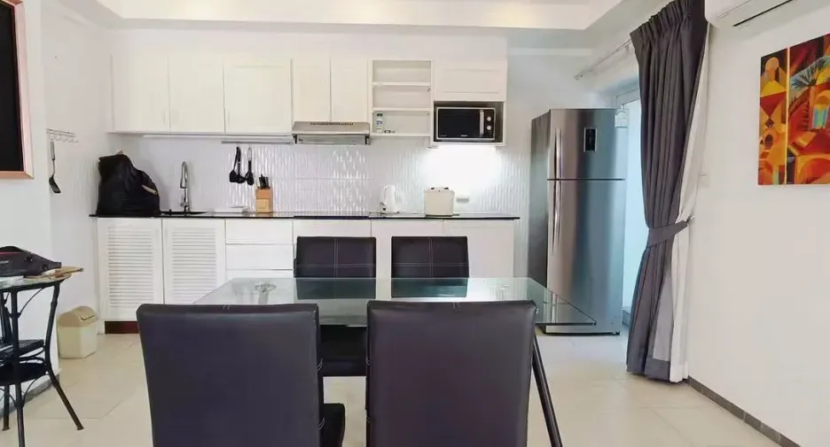 出租 和 出售 1 卧室 公寓 在 Bang Lamung, Chon Buri