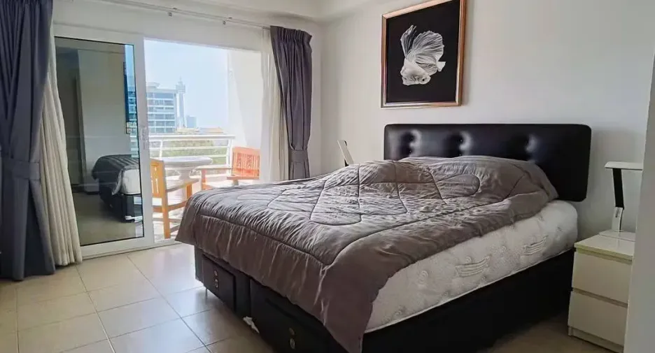 出租 和 出售 1 卧室 公寓 在 Bang Lamung, Chon Buri