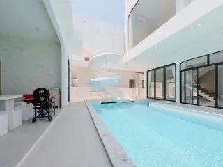 Casa en venta de 5 habitaciones en Bang Saray, Pattaya