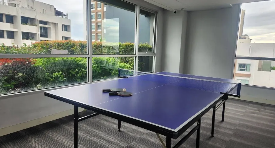 Condo en alquiler de 1 habitaciones en Khlong San, Bangkok