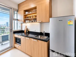 Condo en alquiler de 1 habitaciones en Khlong San, Bangkok