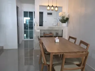 Reihenhaus zur Miete mit 2 Zimmer in Mueang Phuket, Phuket