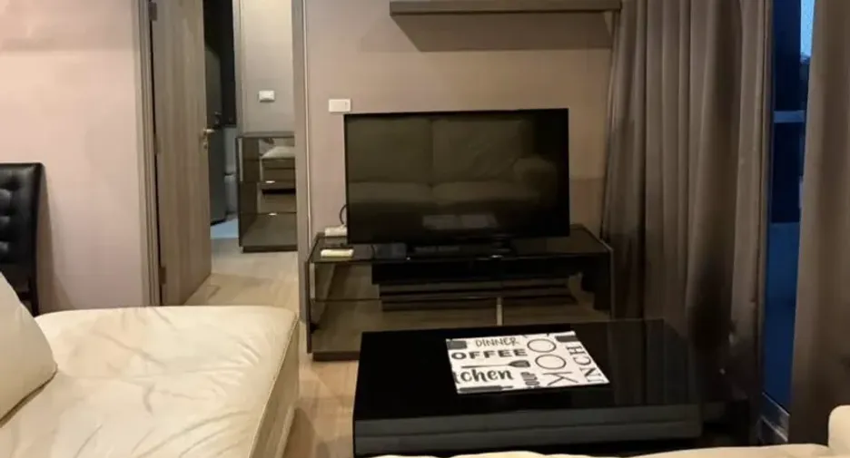 Condo en alquiler de 1 habitaciones en Watthana, Bangkok