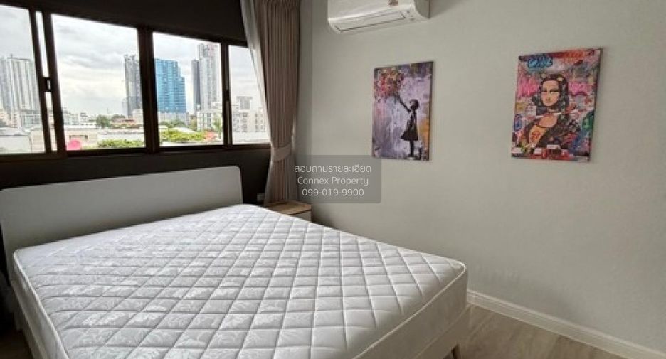 For rent 3 bedrooms condo in Watthana, Bangkok