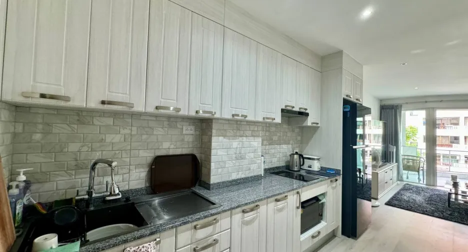 For sale 2 bedrooms condo in Jomtien, Pattaya
