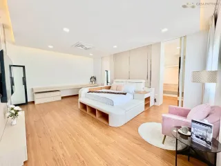 Villa en alquiler de 3 habitaciones en Bang Lamung, Chonburi