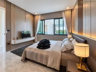 For sale 5 bedrooms villa in Bang Lamung, Chonburi