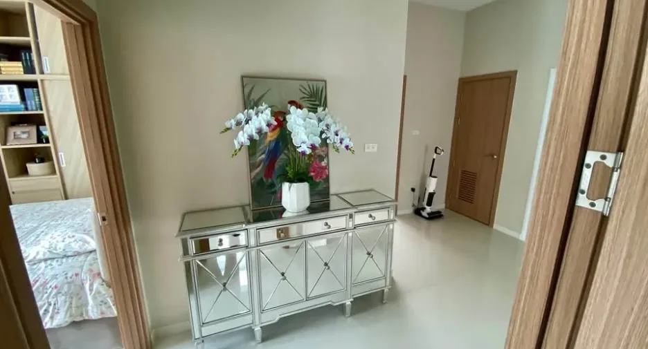 For sale 4 bedrooms villa in Huay Yai, Pattaya