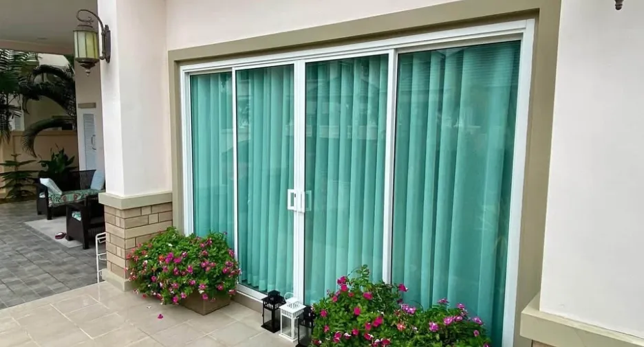 For sale 4 bedrooms villa in Huay Yai, Pattaya