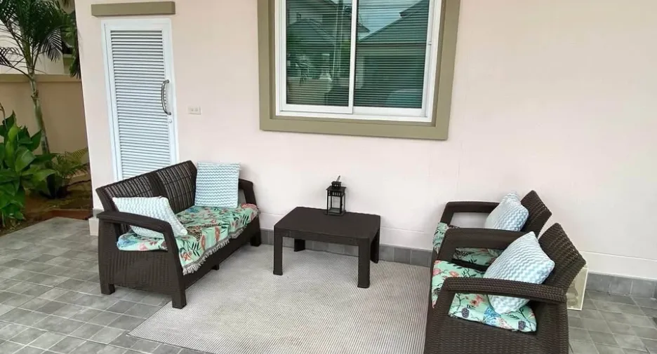 For sale 4 bedrooms villa in Huay Yai, Pattaya